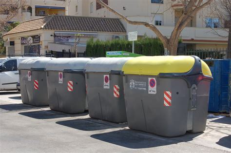 Descenso De Envases Y Papel Cart N En Costadelsol Eco