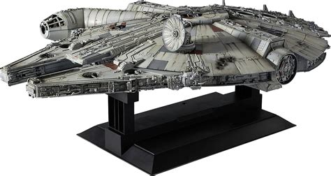 Revell Star Wars Bandai Millennium Falcon Perfect Grade Sci Fi