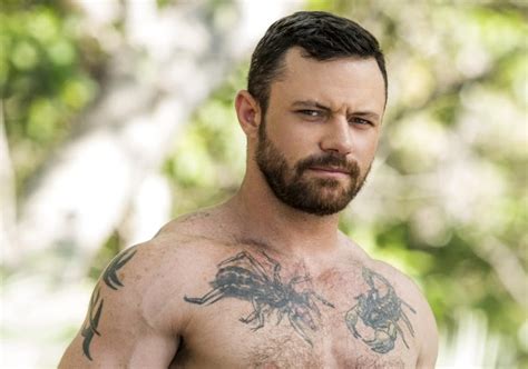 Ator pornô gay apoiador de Trump é preso por invasão do Capitólio nos EUA