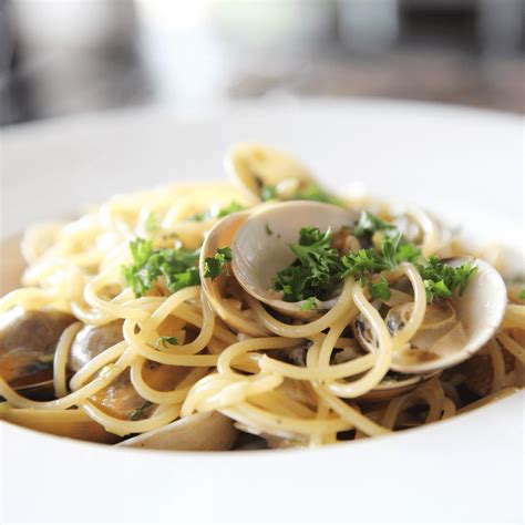 Spaghettata Di Mezzanotte Ricette Tipiche Cose Del Posto