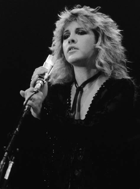 Pin By Kendra Rasberry On Music Stevie Nicks Fleetwood Mac Stevie