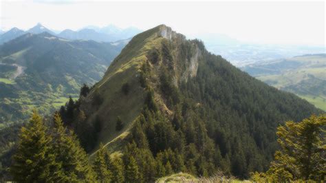 Mont César 1574m et Pic des Mémises 1674m par le col de Pertuis