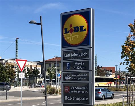 Lidl Wird Hauptsponsor Des Uci Worldtour Teams Lidl Trek Supermarkt