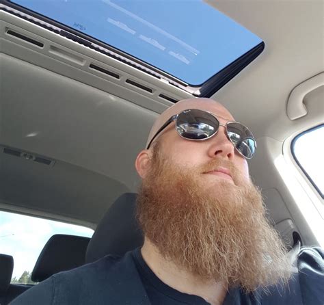 Pin By Mike Baer On Beard Car Selfies Awesome Beards Beard Mens