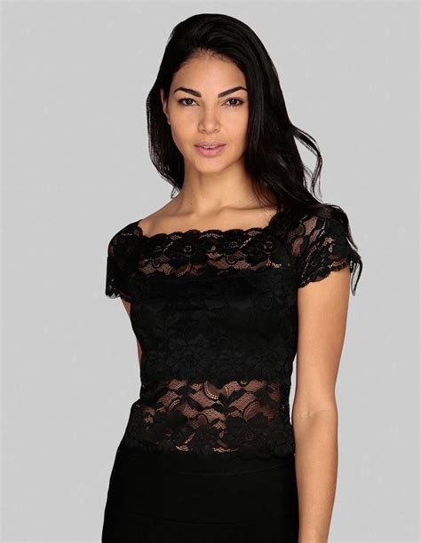 Venta Blusa Negra De Encaje Manga Larga En Stock