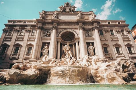 Fontana Di Trevi A Pagamento Truffa Di Tot Diventa Realt