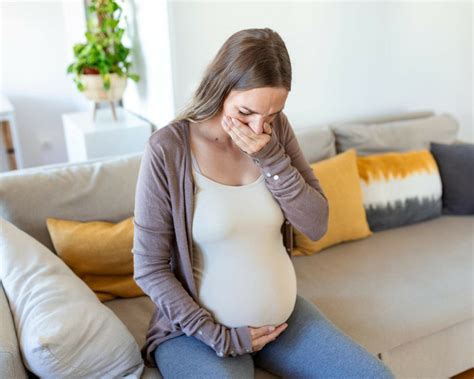 Nausées de grossesse causes et conseils Révélations Sante Presse