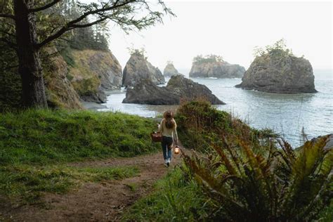 How To Reach Secret Beach On The Oregon Coast The Mandagies