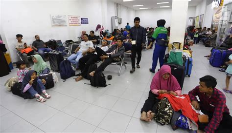 Foto Hindari Lonjakan Penumpang Warga Mudik Lebih Awal Foto