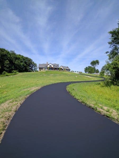 Asphalt Sealcoating in New Jersey - Solomon & Simon