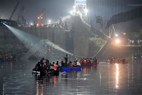 Inde Leffondrement Dun Pont Fait Plus De Morts