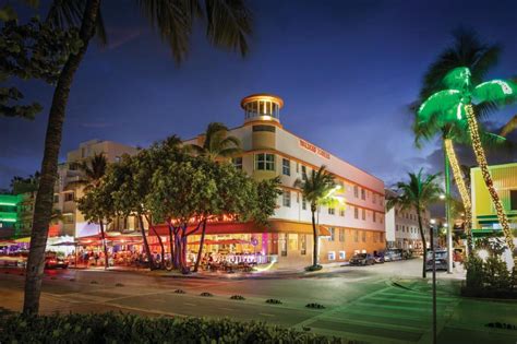 ROOM MATE WALDORF TOWERS HOTEL MIAMI BEACH