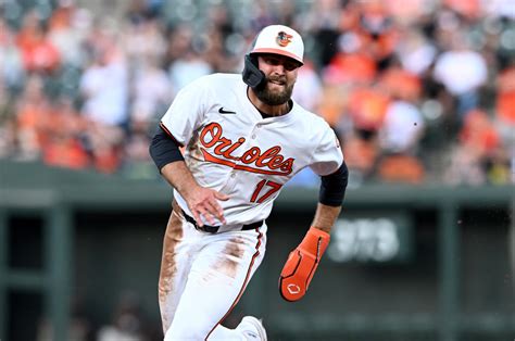 Orioles Rookie Throws Craig Kimbrel S 422nd Save Ball Into Kauffmann