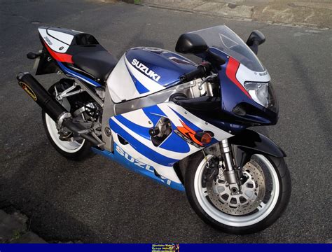 2001 SUZUKI GSX R 750 Image 2