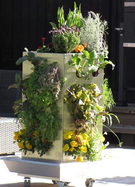 Vertikaler Diy Garten Ganz Einfach Aus Paletten Selber Bauen K Nnen