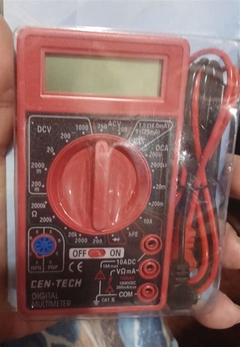 Cen Tech 7 Function Digital Multimeter AC DC Voltage Current LCD 98025