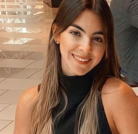 Ella Es Susana G Mez La Nueva Novia De Maluma Gobiznext