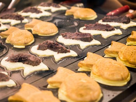 How To Make Taiyaki At Home According To Two Japanese Dessert Experts