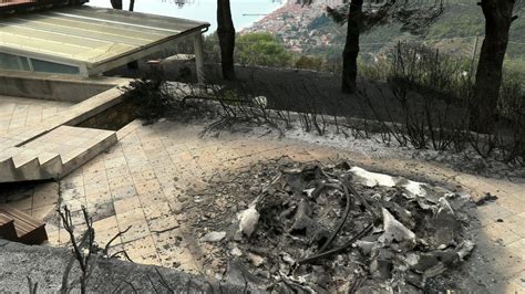 Incendio Ad Alassio Danni Ingenti Presso Due Abitazioni Sulle Alture