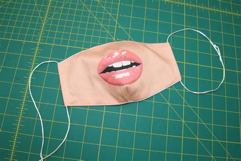 Diy Face Mask Tutorial With Cut And Sew Fabric Panel Fibra Creativa