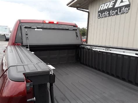 Bak Flip Mx4 Tri Fold Tonneau Cover Dodge Ram Box New Tonneau