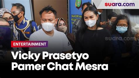 Tegaskan Rumah Tangganya Baik Baik Saja Vicky Prasetyo Pamer Chat