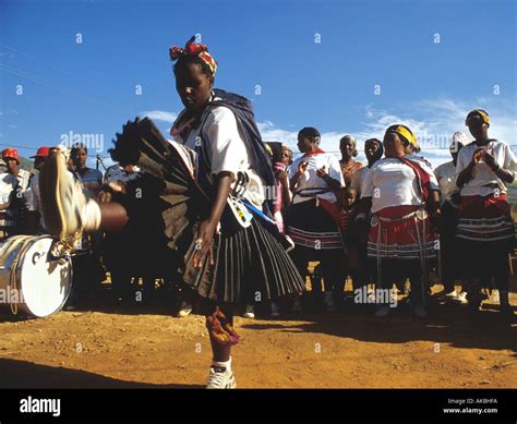 Zulu Woman Zulu Women Stock Photos And Zulu Woman Zulu Women Stock Images