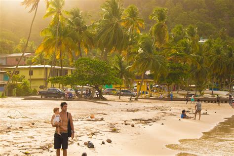 maracas bay Trinidad and tobago - Life Somewhere