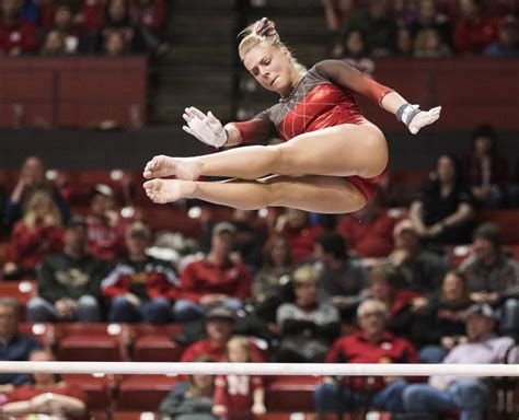 Photos Husker Women Gymnasts Finish Strong To Beat Minnesota Huskers