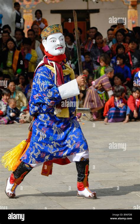 Bhutan Punakha Punakha Tsechu Festival Dance Of The Noblemen And The