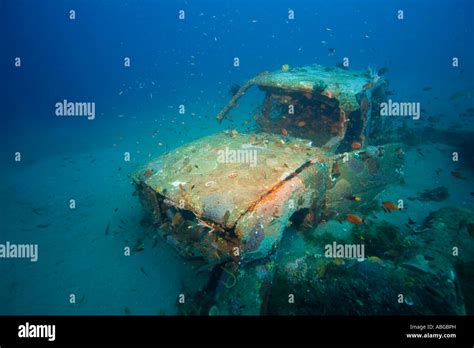 Car wreck underwater Stock Photo - Alamy