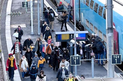 Gr Ve La Sncf Le Trafic Sera Normal Ce Week End De Nouvel An Sauf