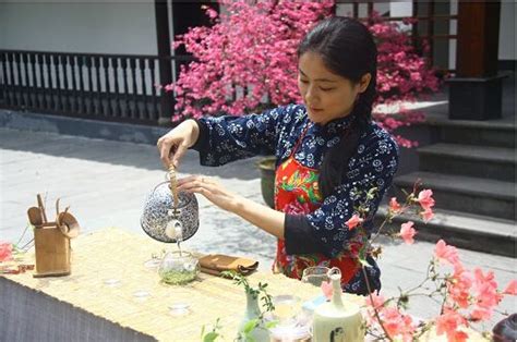 中国55个少数民族的饮茶习俗国学网 国学经典 国学大师 国学常识 中国传统文化网 汉学研究