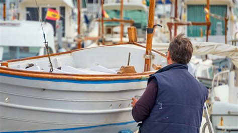 How To Paint A Boat A Step By Step Guide For A Fresh Finish