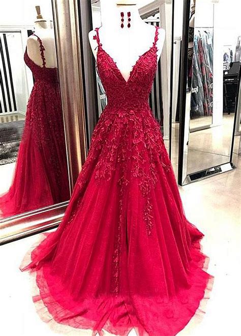 Stunning Tulle V Neck Neckline A Line Prom Dresses With Lace Appliques