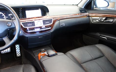 Silver 2008 Mercedes S550 Interior