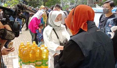 Masyarakat Jangan Panic Buying Minyak Goreng Pasundan Ekspres