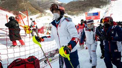 Mikaela Shiffrin Looks to Regain Her Confidence After Two Mistakes ...