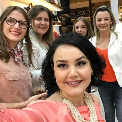 Essa Semana A Convite Da Amiga E Blogueira Janakrzeminski Conferi De