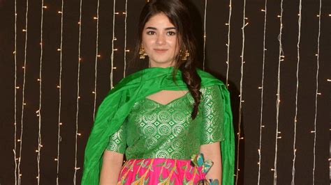 Zaira Wasim Quits Bollywood The Curious Case Of The Dangal Actress And