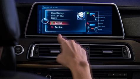 New Bmw Idrive Has Touchscreen And Gesture Recognition