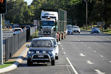 Rocky S First Cattle Road Train A Win For Local Drivers Morning