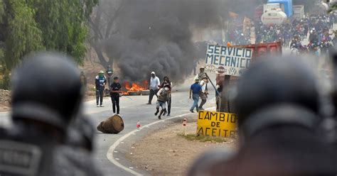 Periodistas De Bolivia Denunciaron Agresiones En Los Bloqueos En Apoyo A Evo Morales “quítenles