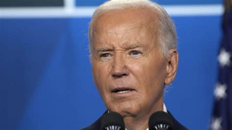 Biden Mistakenly Refers To Harris As Vice President Trump