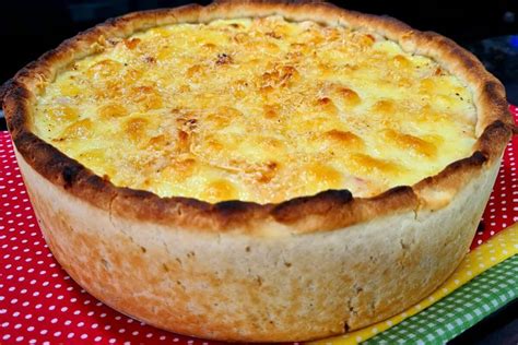 Quiche De Palmito Um Salgado Assado Delicioso Uma Massa Que