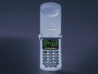 360mobiles: Ahead of Its Time: Motorola StarTAC (1996)