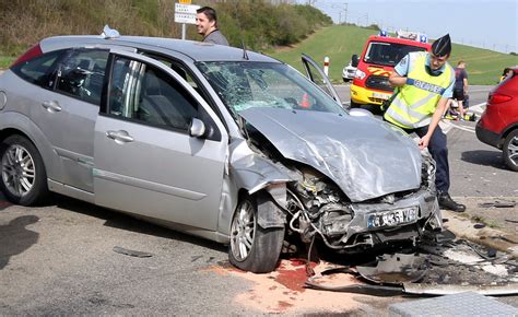 Faits Divers Photos Chambley Nouvel Accident Au Pont De Ros E