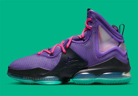 Nike LeBron 19 Purple Teal DC9340-500 | SneakerNews.com