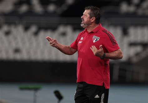 São Paulo Teve Técnico Interino No último Jogo Contra O Botafogo Veja