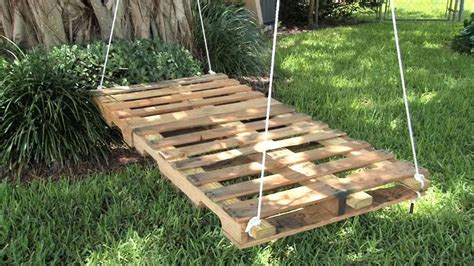 30 DIY Pallet Swing Ideas And Plans Blitsy